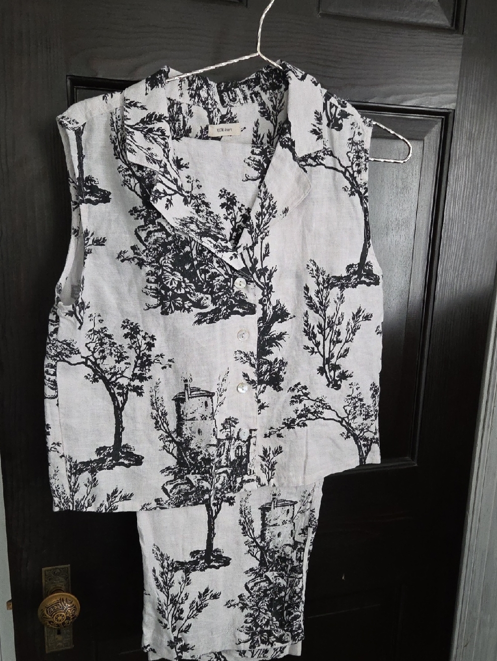 Joie Black & White  Linen Pant suit